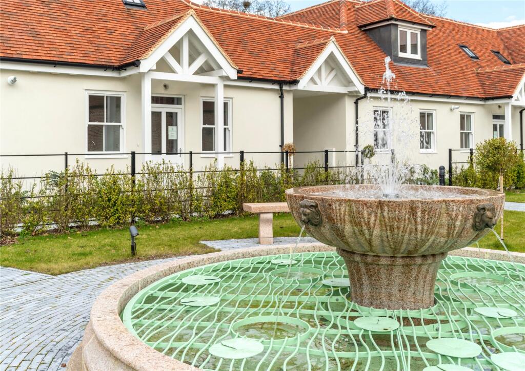 Additional image 4 of Brizes Park, Ongar Road, Kelvedon Hatch, Brentwood, CM14