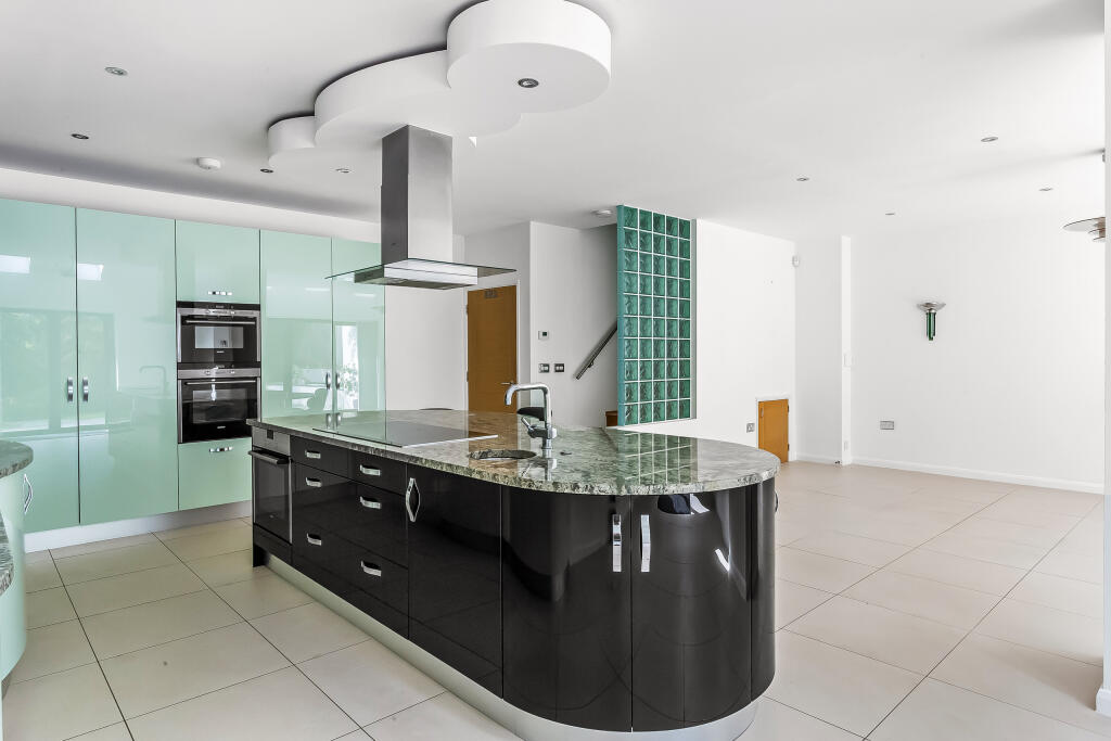 Additional image 16 of Westhall Road, Warlingham, Surrey