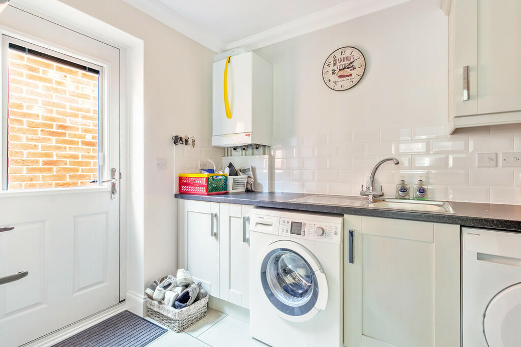 Additional image 15 of Salis Close, Tiptree