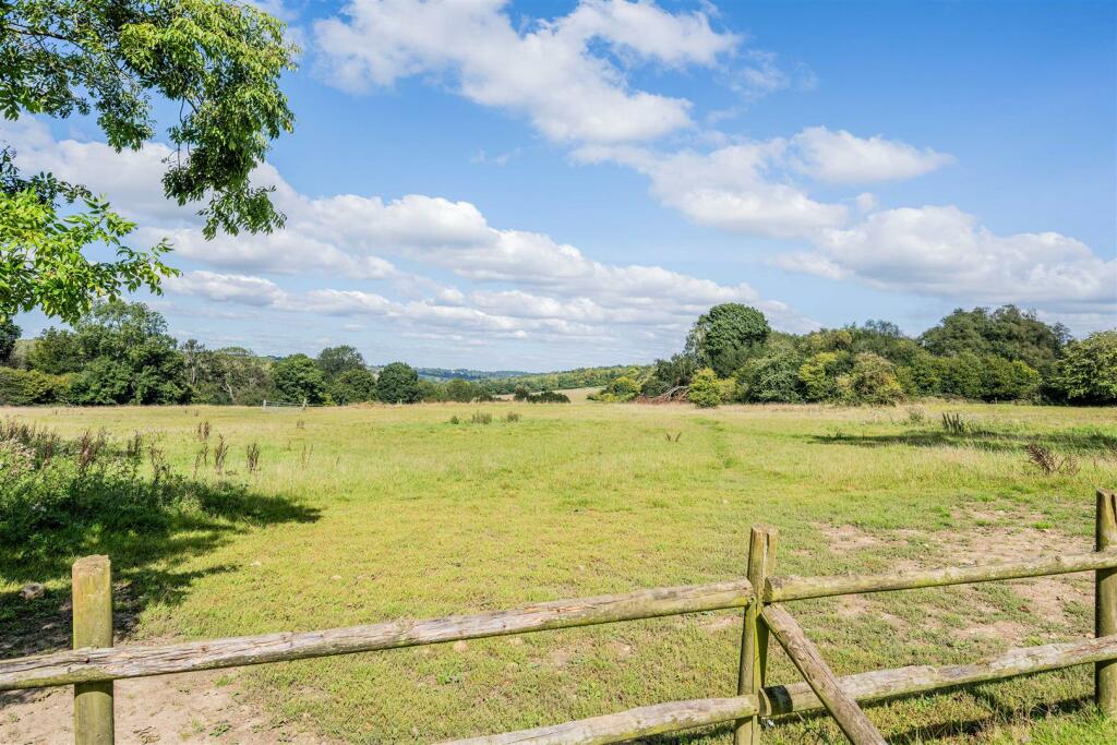 Additional image 17 of High Road, Chipstead, Coulsdon