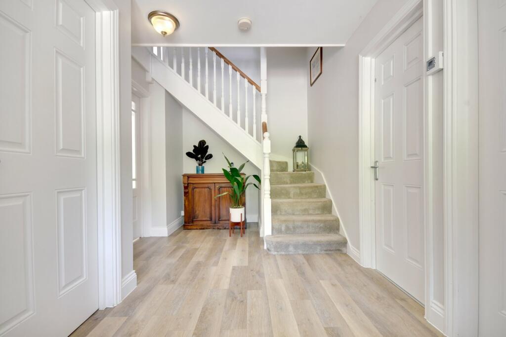 Additional image 14 of The Avenue, Brentwood, CM13