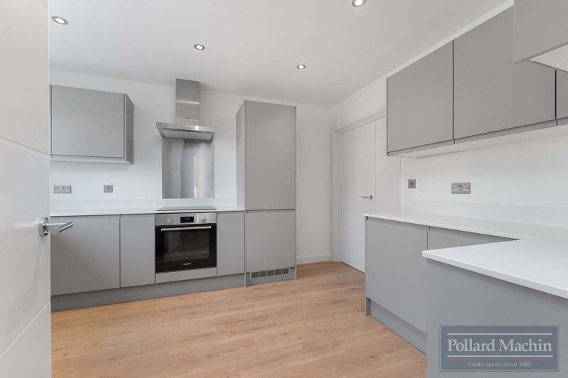 Additional image 3 of Rectory Park, Sanderstead