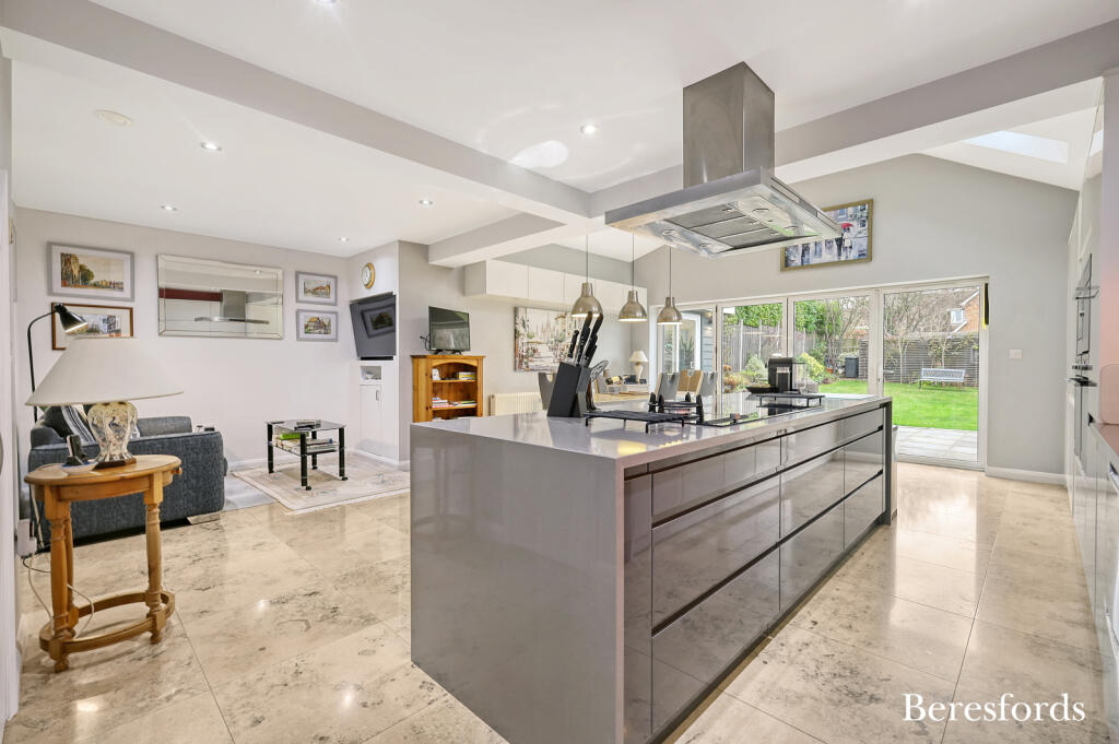 Additional image 7 of Runsell Close, Danbury, CM3