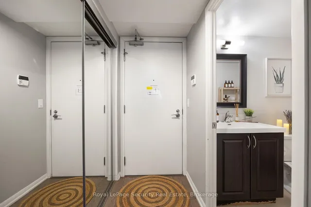 Additional image 3 of 3091 Dufferin St Unit 439