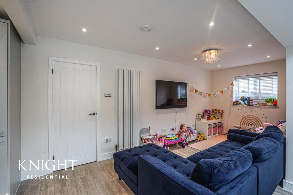 Additional image 9 of Jefferson Close, Colchester, CO3