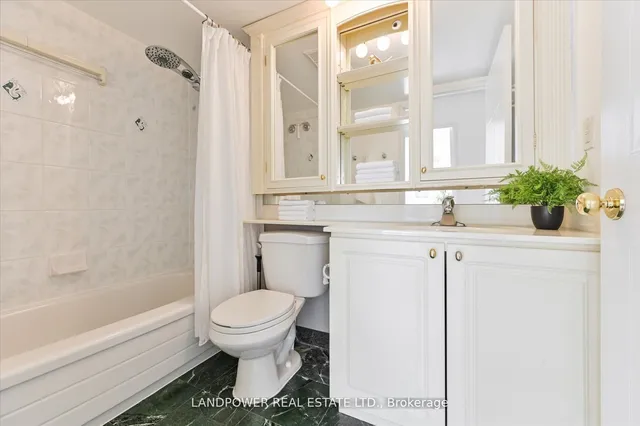 Additional image 17 of 750 Bay St Unit 2108