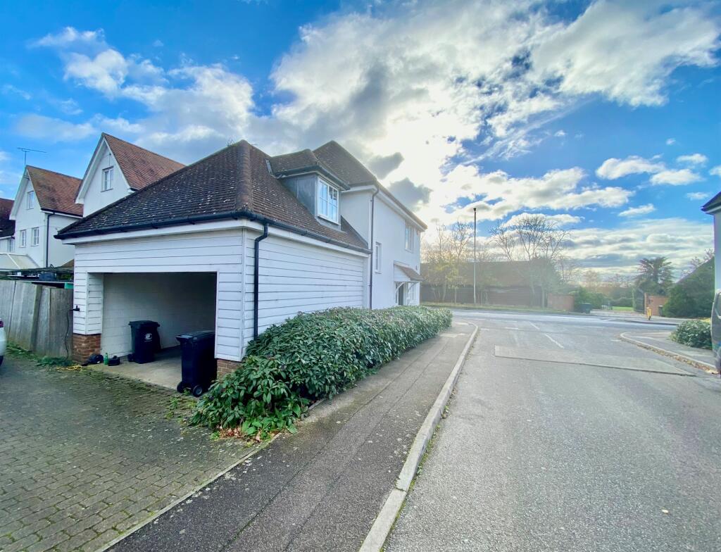 Additional image 7 of Walter Mead Close, Ongar