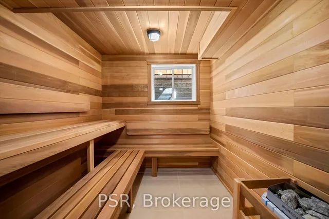 Additional image 19 of 230 Dunvegan Rd