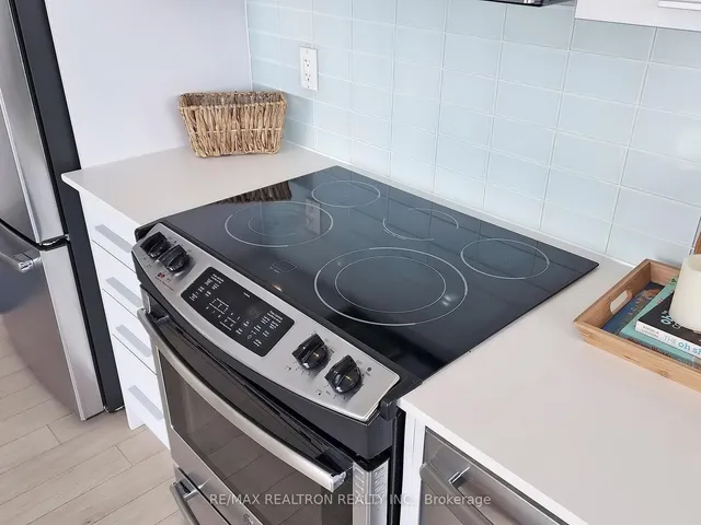 Additional image 14 of 10 Park Lawn Rd Unit 3709