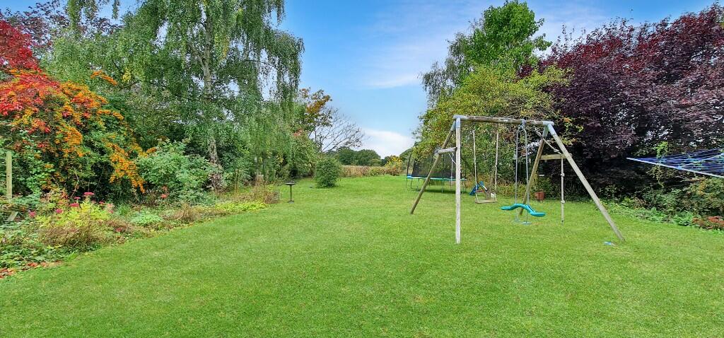 Additional image 4 of Billericay, Essex, CM11