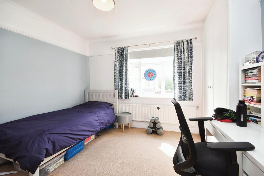 Additional image 13 of Finchley Avenue, Chelmsford