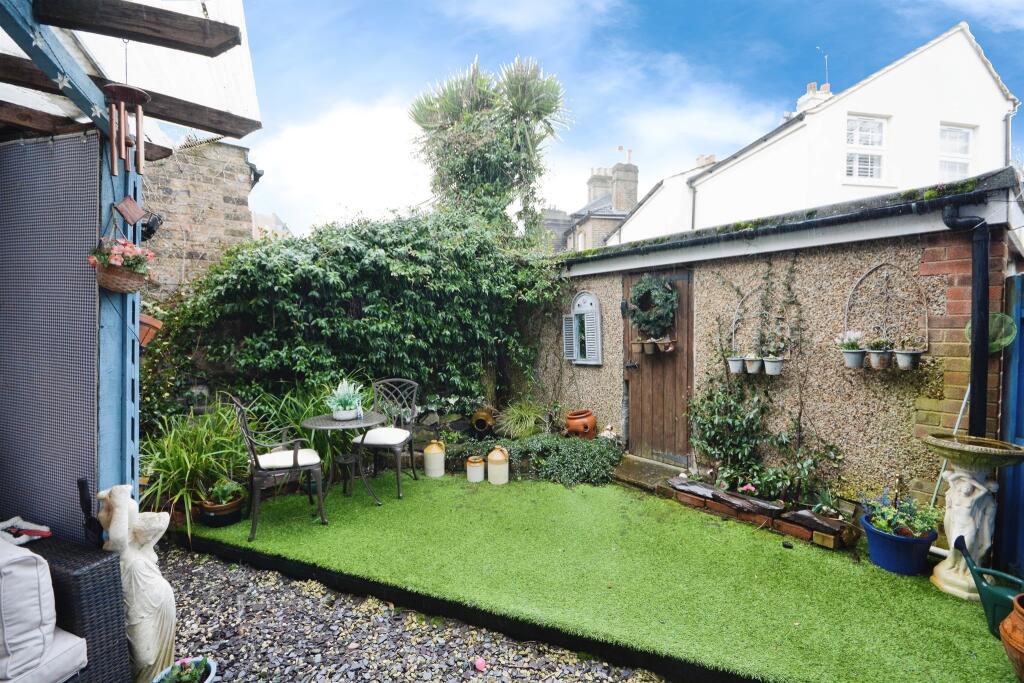 Additional image 14 of Tower Hill, Brentwood