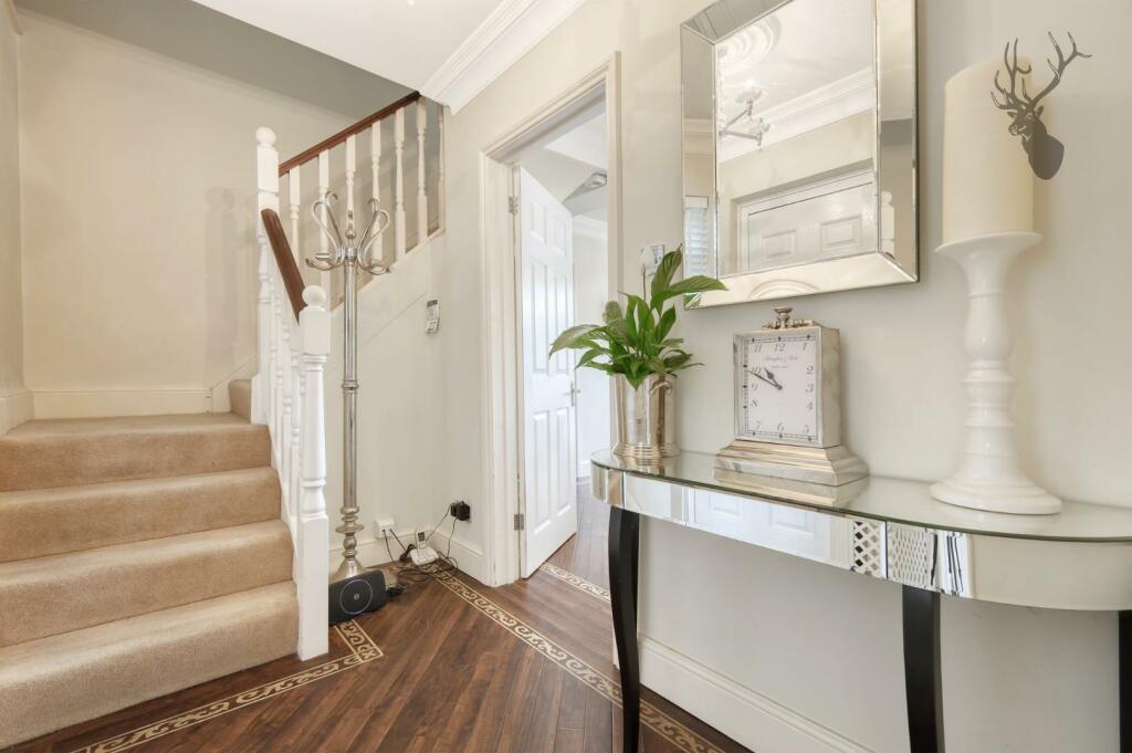 Additional image 11 of Mount End, Theydon Mount, Epping