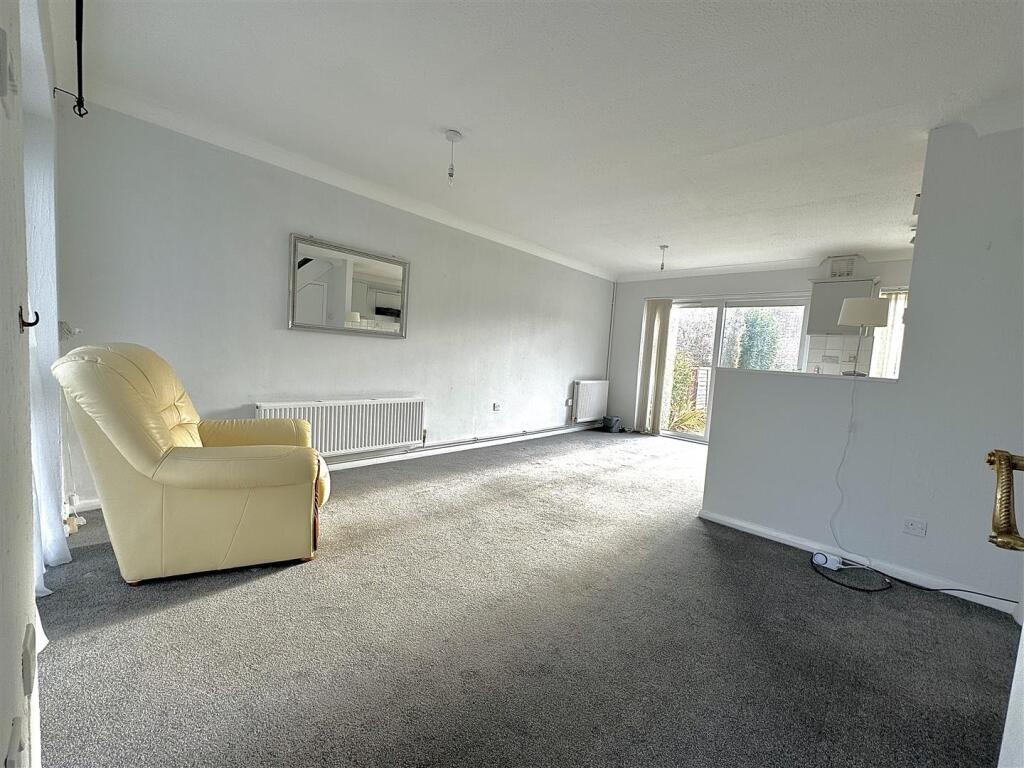 Additional image 5 of Maple Way, Burnham-On-Crouch