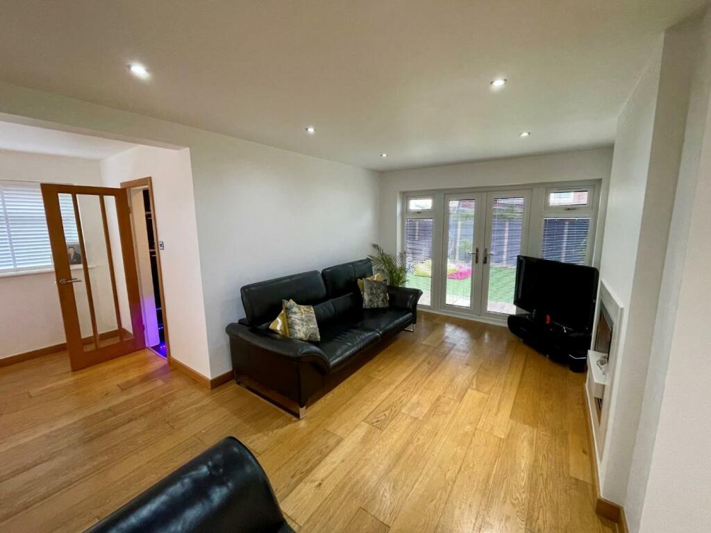 Additional image 5 of Selby Green, Little Sutton