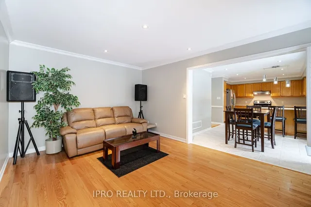 Additional image 16 of 19 Citronella Lane