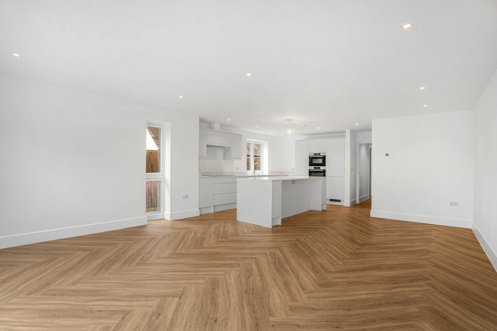 Additional image 39 of Boundary Road, Bishop's Stortford, CM23 5LE