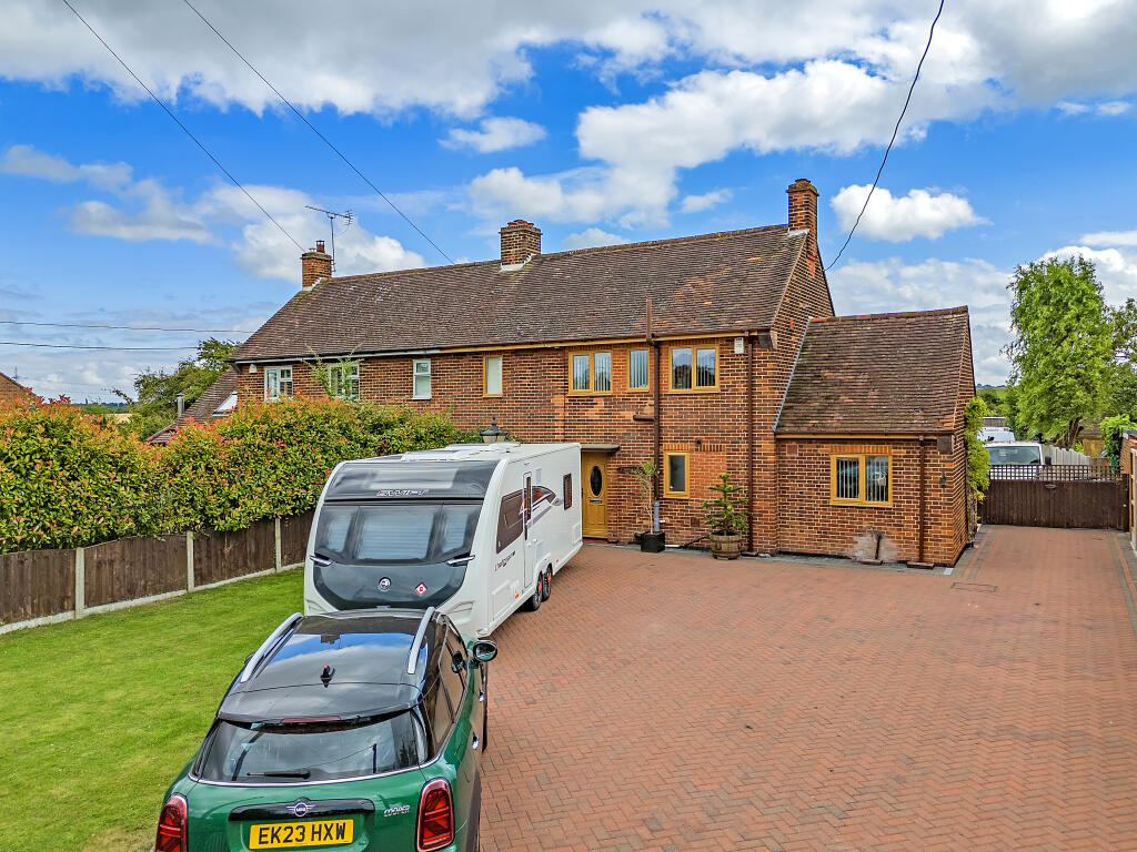 Additional image 2 of Agricultural Cottages, Church Road, West Hanningfield, Chelmsford