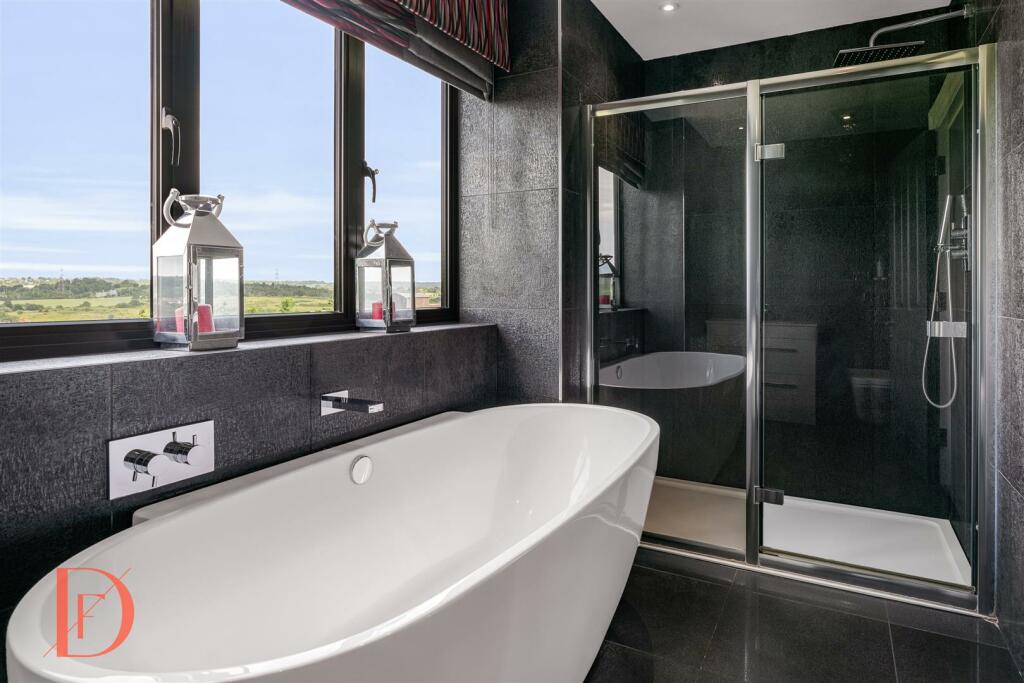 Additional image 32 of Coopersale Lane, Theydon Bois