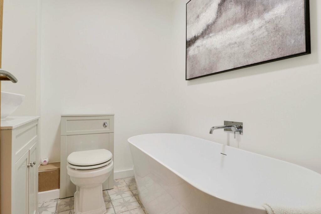 Additional image 12 of Hatfield Heath Road, Sawbridgeworth, CM21