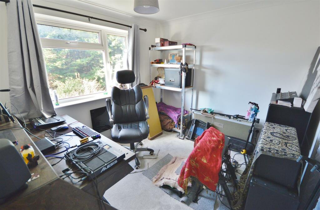 Additional image 11 of Cloes Lane, Clacton-On-Sea