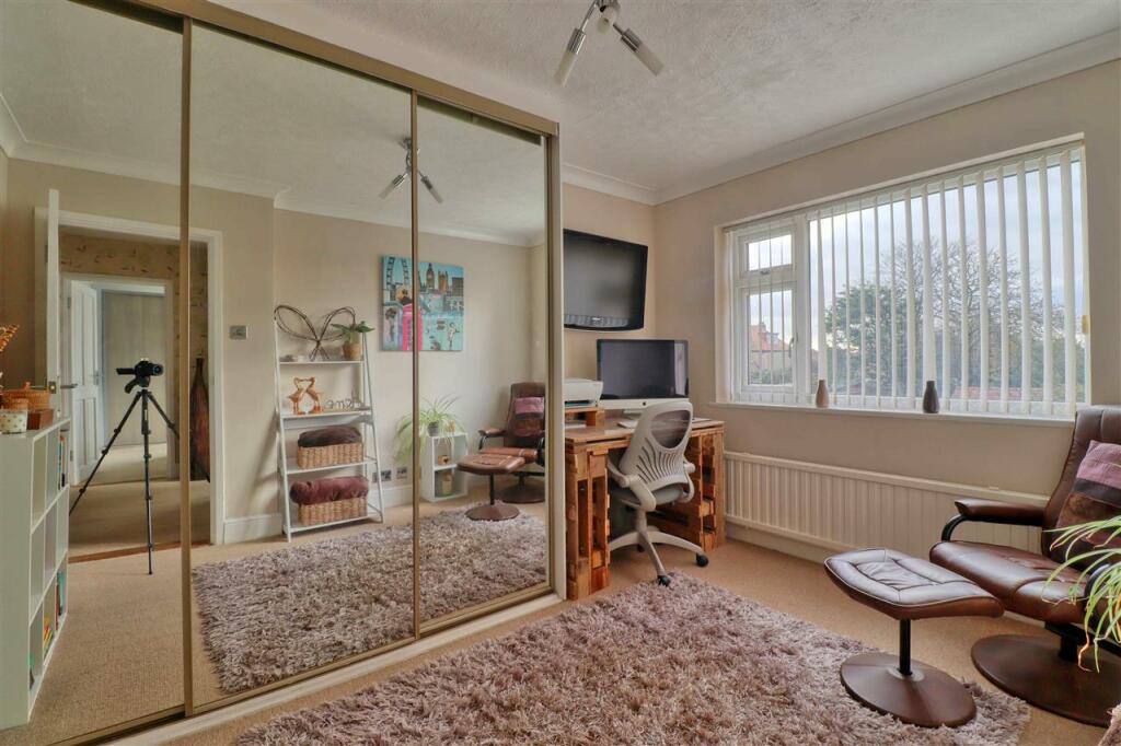 Additional image 16 of Queensway, Holland on Sea