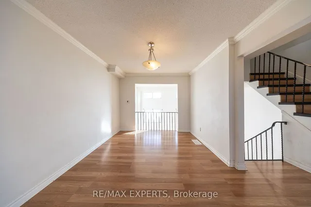 Additional image 14 of 19 Dawson Cres