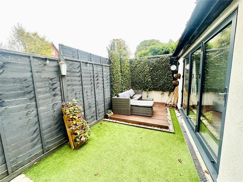 Additional image 2 of West Hill, Sanderstead, South Croydon, CR2