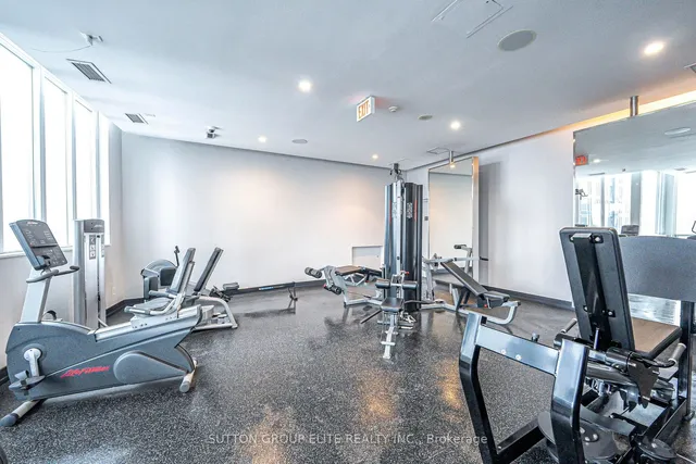 Additional image 32 of 250 Wellington St Unit 636