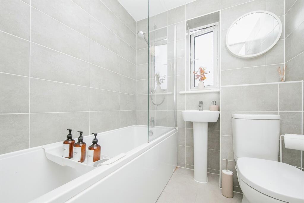 Additional image 10 of Vardri Close, Colchester