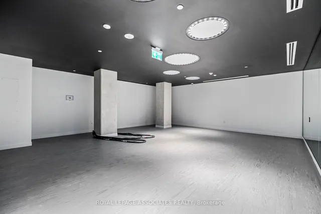 Additional image 27 of 195 McCaul St Unit 401