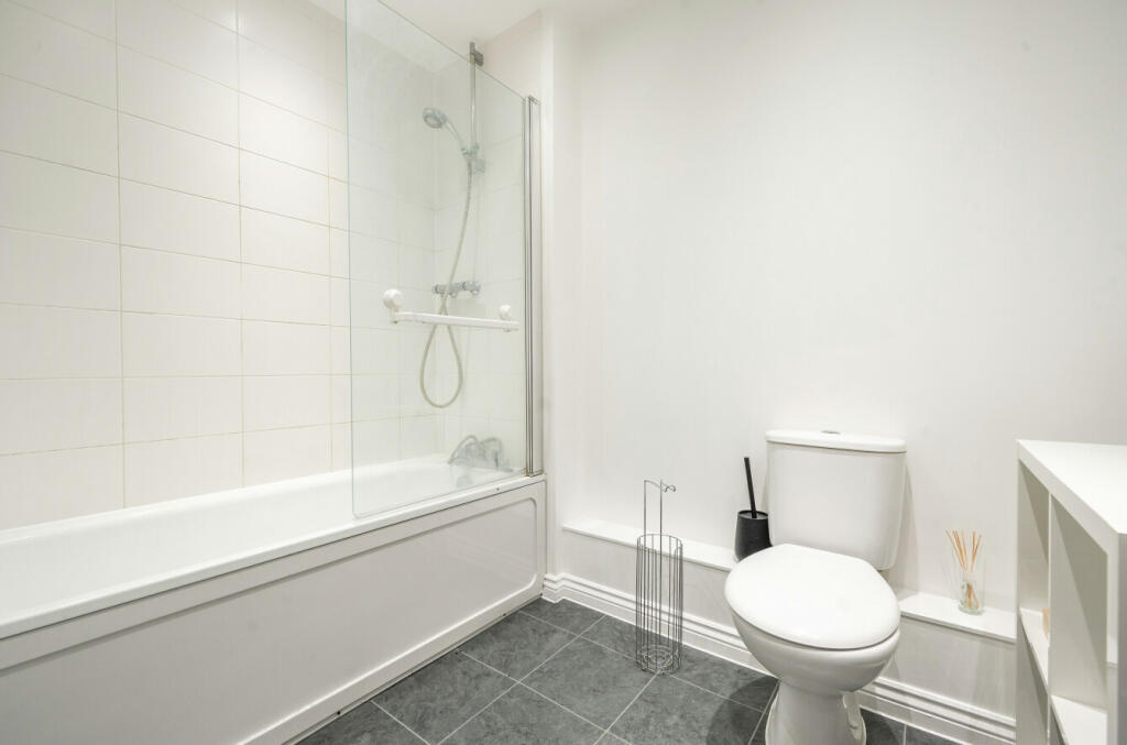 Additional image 10 of White Hart Way, Dunmow, Essex, CM6