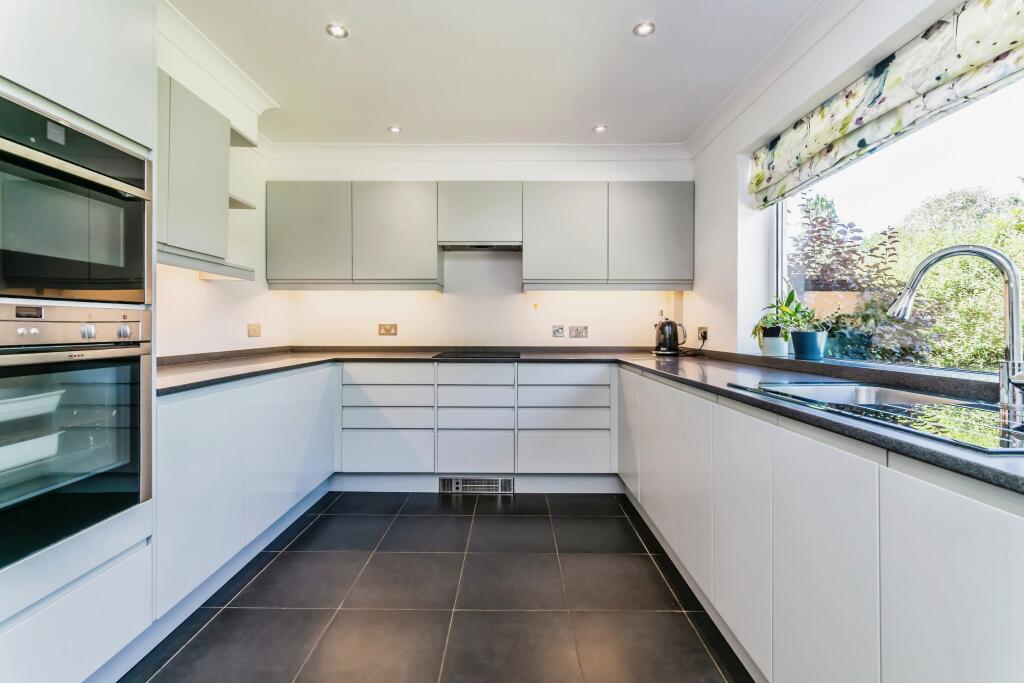 Additional image 5 of Leazes Avenue, Chaldon, Caterham, Surrey, CR3