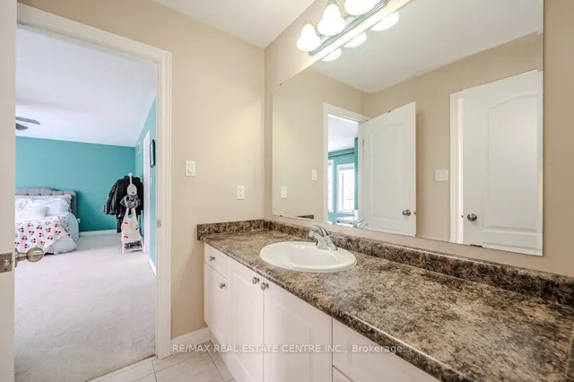 Additional image 17 of 127 Janine St