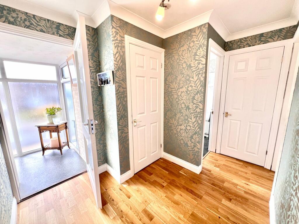 Additional image 7 of Brian Bishop Close, WALTON ON THE NAZE, CO14