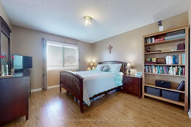 Additional image 15 of 180 Tiller Tr