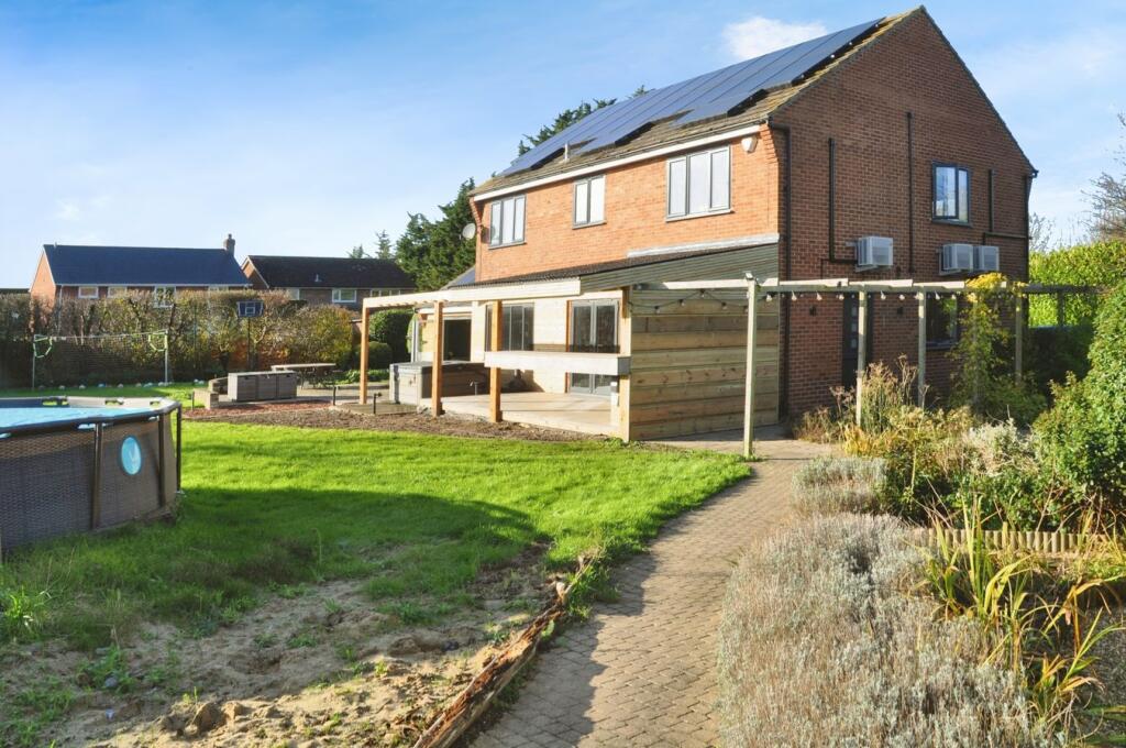 Additional image 25 of Meadow Bank, Hatfield Peverel, Chelmsford, CM3
