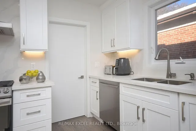 Additional image 12 of 11 Penetang Cres