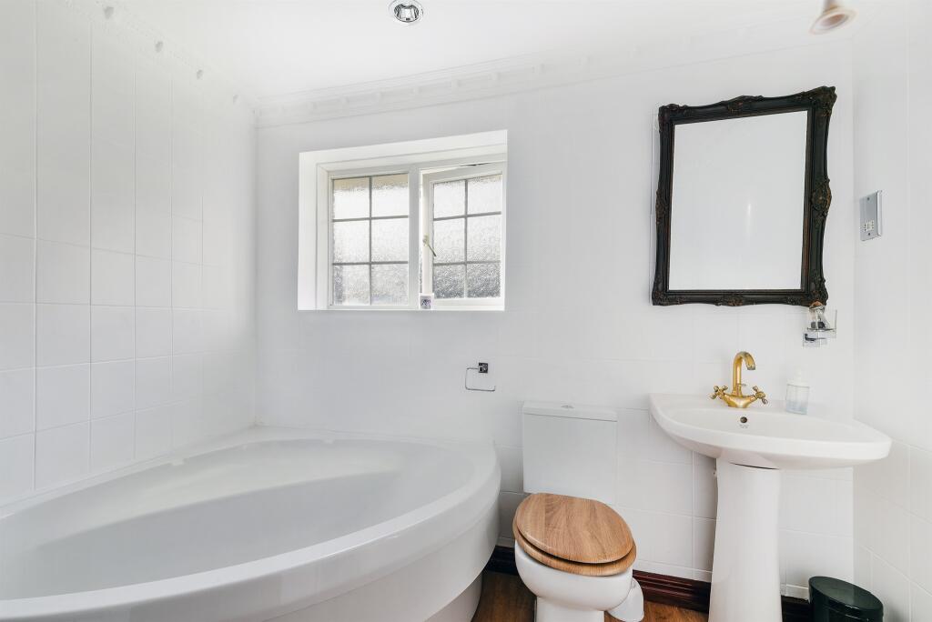 Additional image 17 of Farley Road, South Croydon