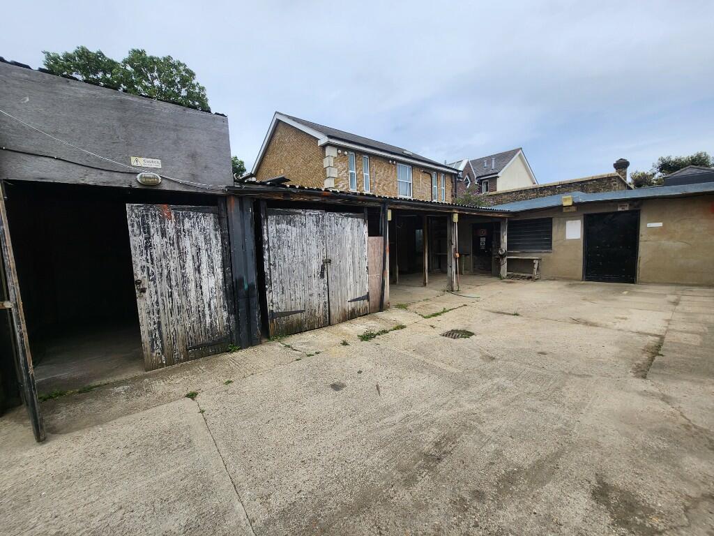 Additional image 7 of Whitehorse Road, Croydon, London, CR0