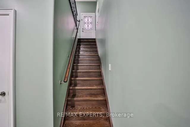 Additional image 32 of 28 Pendergast Crt