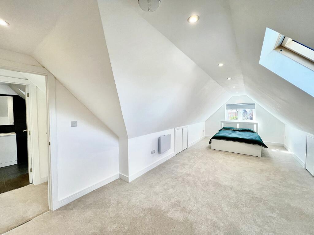 Additional image 9 of Kingsdown Avenue, South Croydon, CR2