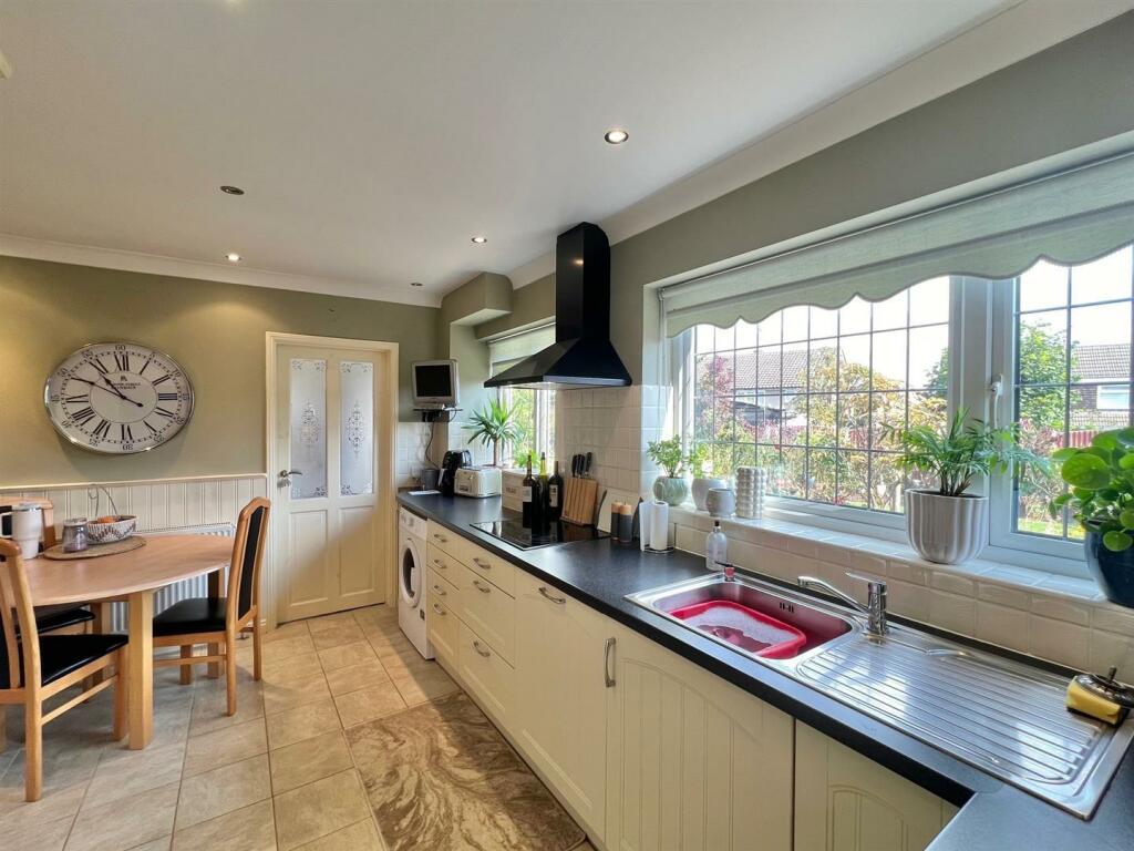 Additional image 4 of Church Lane, Doddinghurst, Brentwood