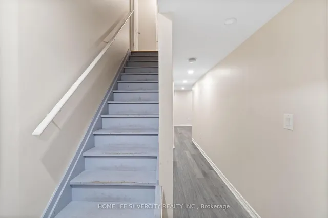 Additional image 30 of 78 New Pines Tr