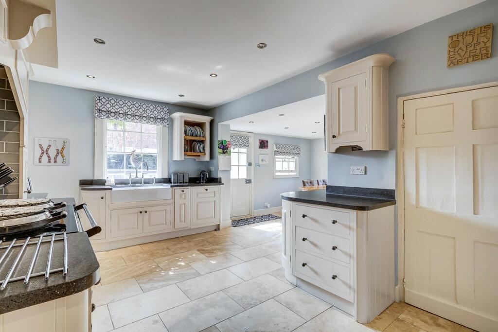 Additional image 19 of Church Street, Great Baddow, CM2