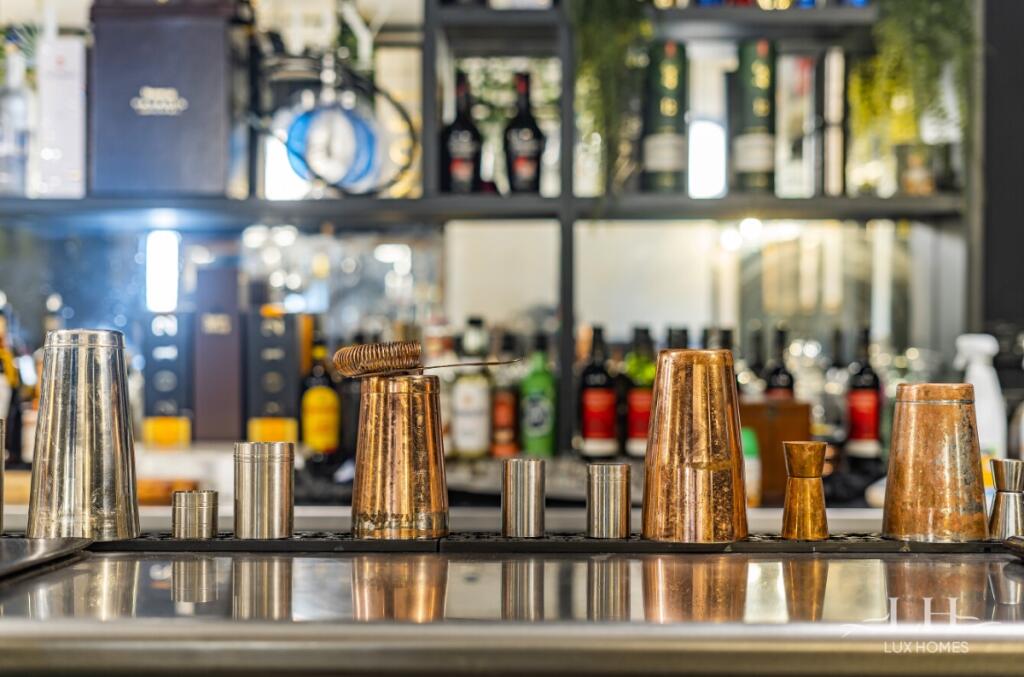 Additional image 10 of Library Bar, High Street, Ingatestone