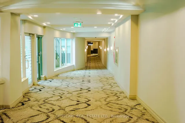 Additional image 22 of 61 Town Ctre Unit 2006