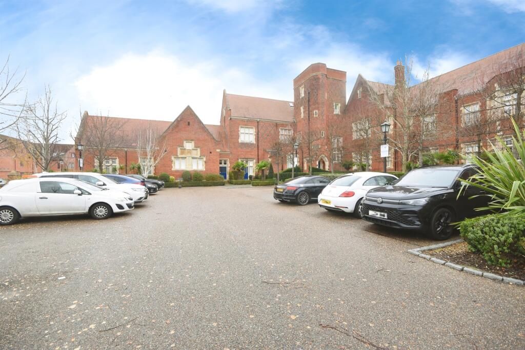 Additional image 14 of The Galleries, Warley, Brentwood