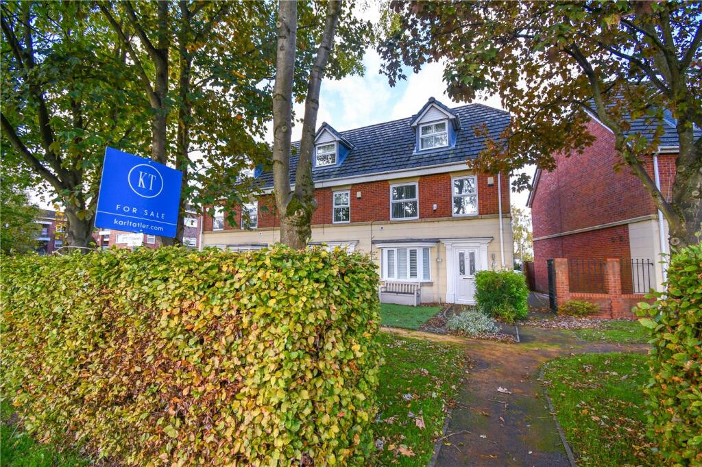 Strawberry Park, Whitby, Ellesmere Port