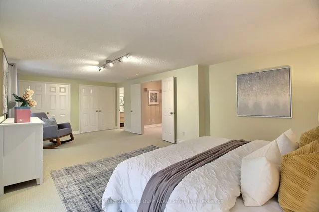 Additional image 20 of 26 Canmore Blvd